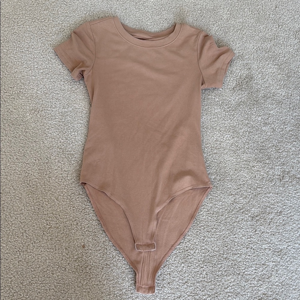 Nordstrom Tan Bodysuit with Puff Sleeves
